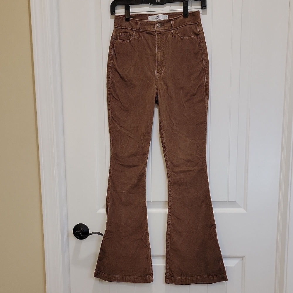 Hollister Brown Ultra High Rise Flare Corduroy Pants Size 1R - Picture 1 of 9